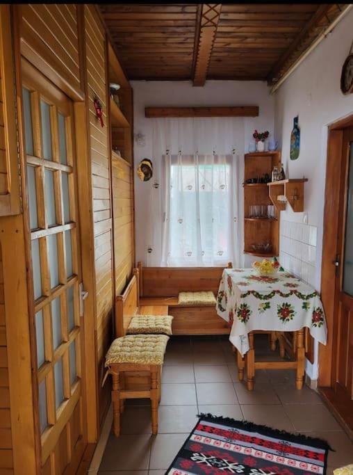 Appartement Casa Roza à Breaza  Extérieur photo