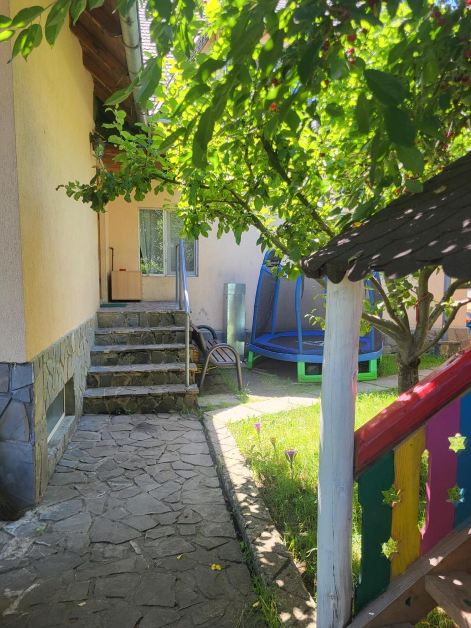 Appartement Casa Roza à Breaza  Extérieur photo